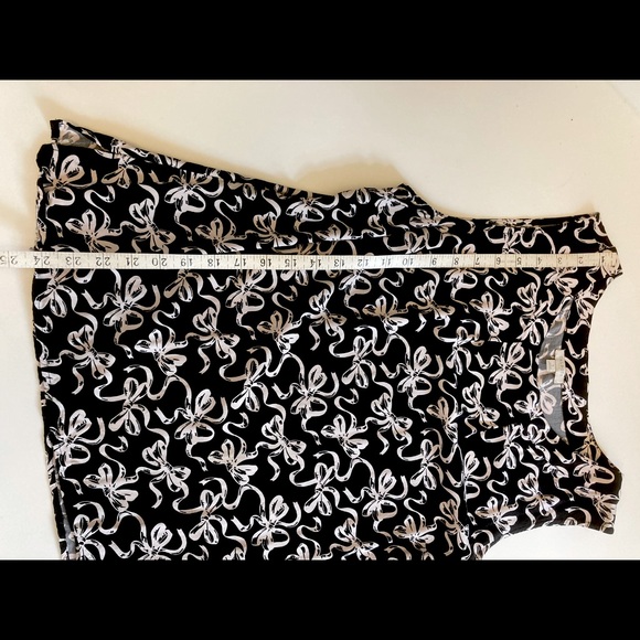 Talbots black and white ribbon pattern sleeveless blouse - Picture 7 of 8